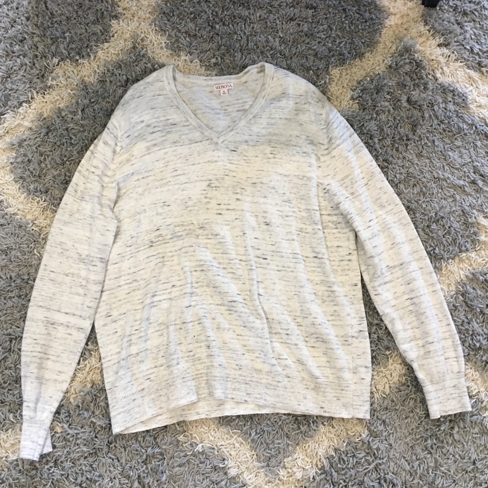 Men’s Merona V-Neck White and Gray Sweater